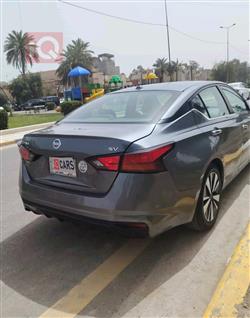 نيسان ألتيما